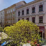 Le Noir Budapest